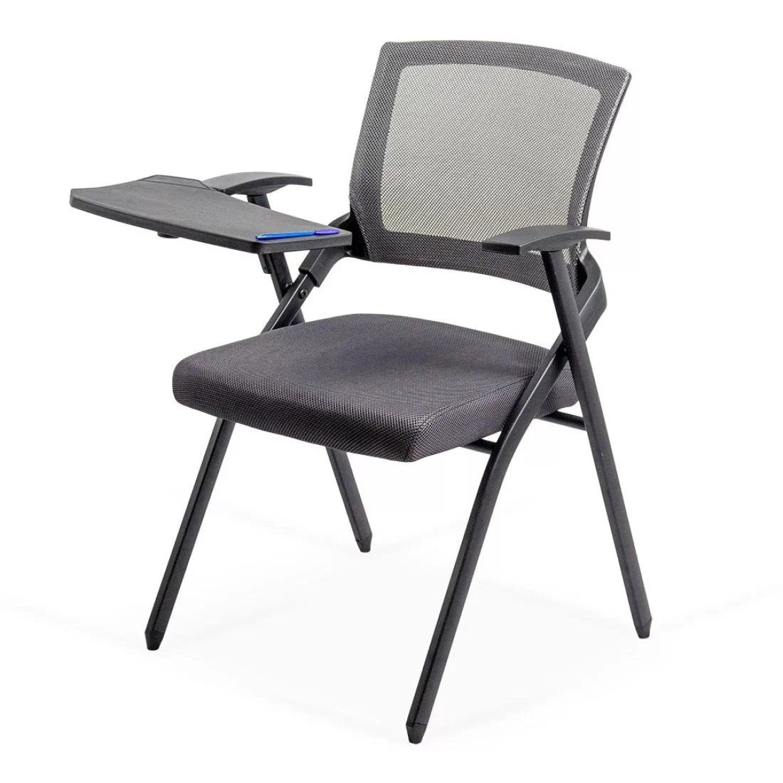 scaune de conferinta si vizitatori in asteptare