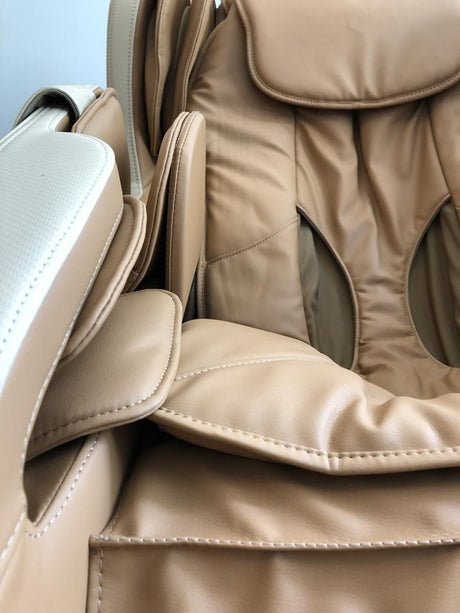 Fotoliu masaj piele bej zero gravity incalzire role ajustabile KM500L3D Focus Therapy