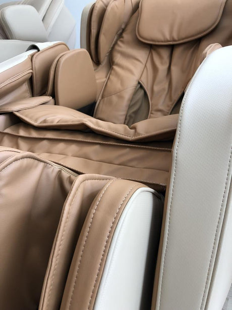 Fotoliu masaj piele bej zero gravity incalzire role ajustabile KM500L3D Focus Therapy