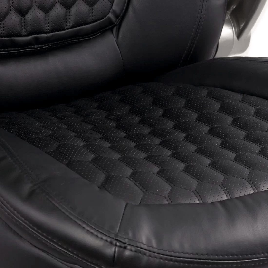 Scaun directorial piele negru 130 kg brate rabatabile OFF320 Hive