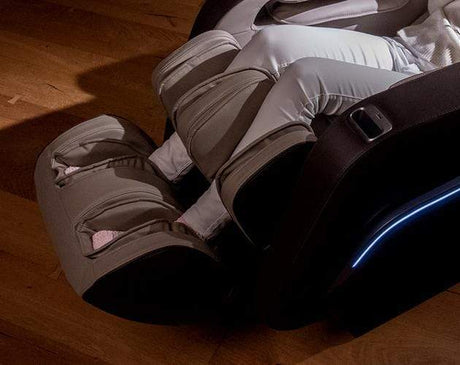 Beige leather massage chair smart voice conrtrol FocusII Relax